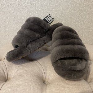 UGG Women’s Charcoal Fluff Yeah Slide, Size 8